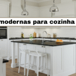 Explore 12 ideias modernas para cozinha branca que parecem frescas e luxuosas